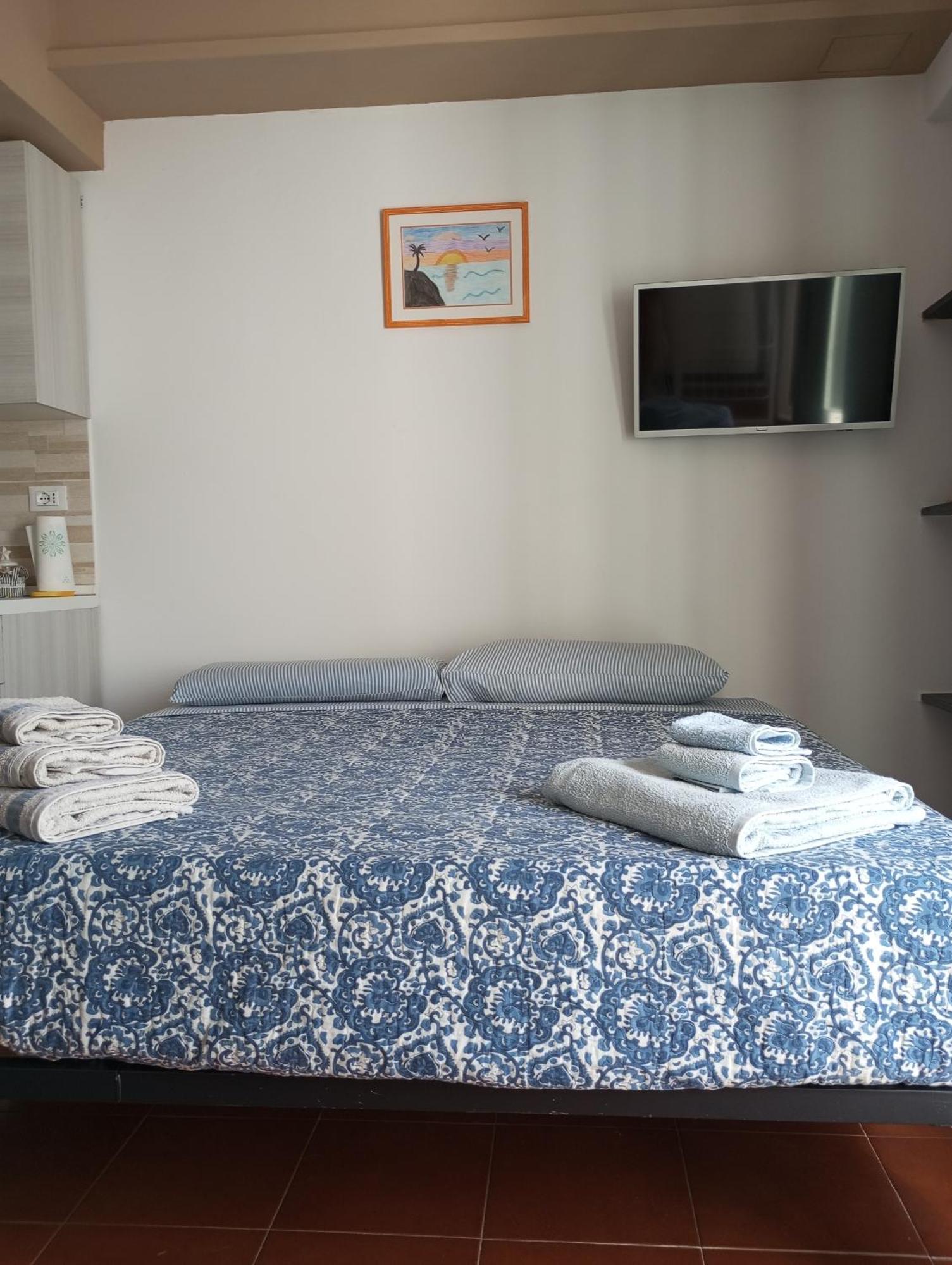 Tigullio Vacations Panoramica Apartments Lavagna Buitenkant foto