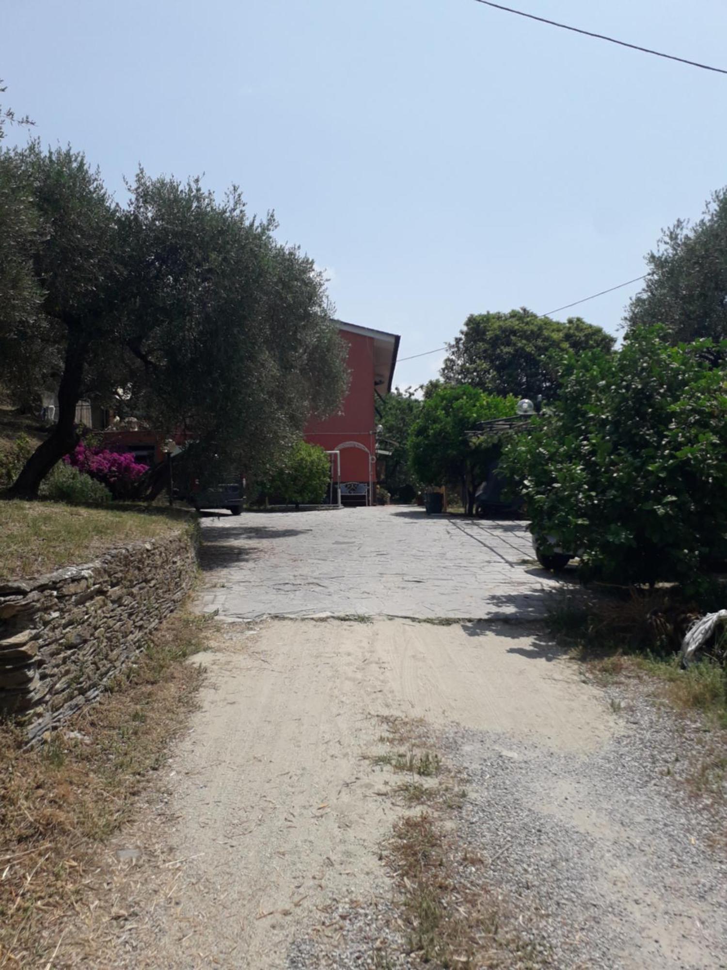 Tigullio Vacations Panoramica Apartments Lavagna Buitenkant foto